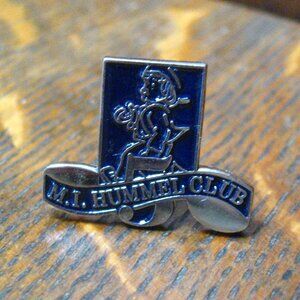 Hummel Club Member Lapel Pin
